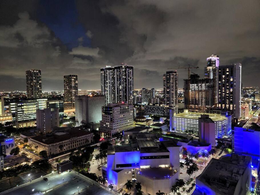 Amazing Condo In Downtown Miami/Brickell W/Parking المظهر الخارجي الصورة